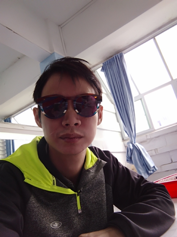 五华移民男的第一张照片--德化相亲网