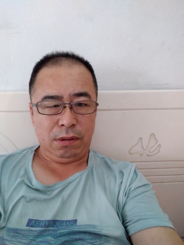 大叔的第一张照片--德化相亲网
