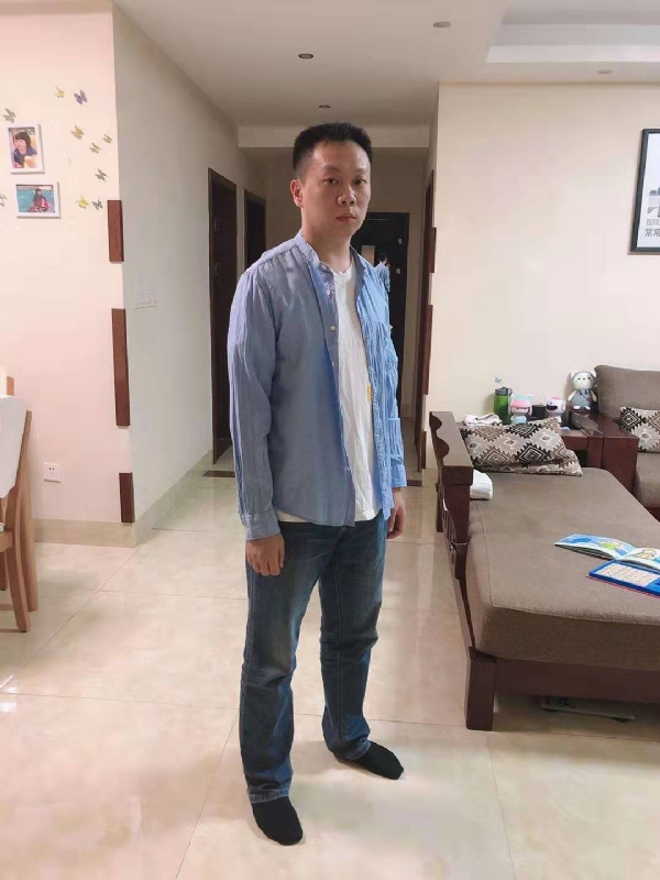 以勒的第一张照片--德化相亲网