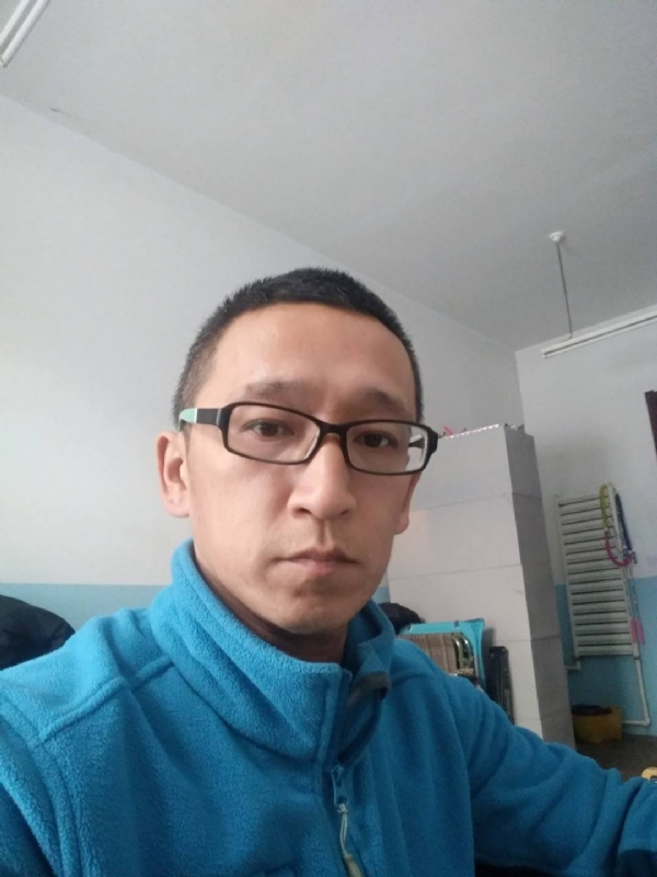 晓峰的第三张照片--德化相亲网