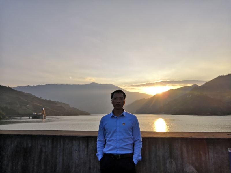庸人自扰的第一张照片--德化相亲网