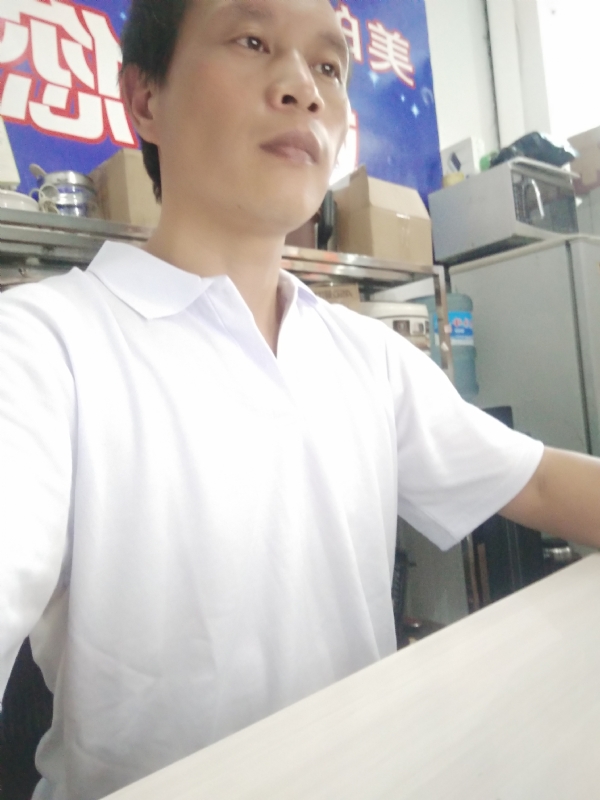 深蓝色的海的第一张照片--德化相亲网