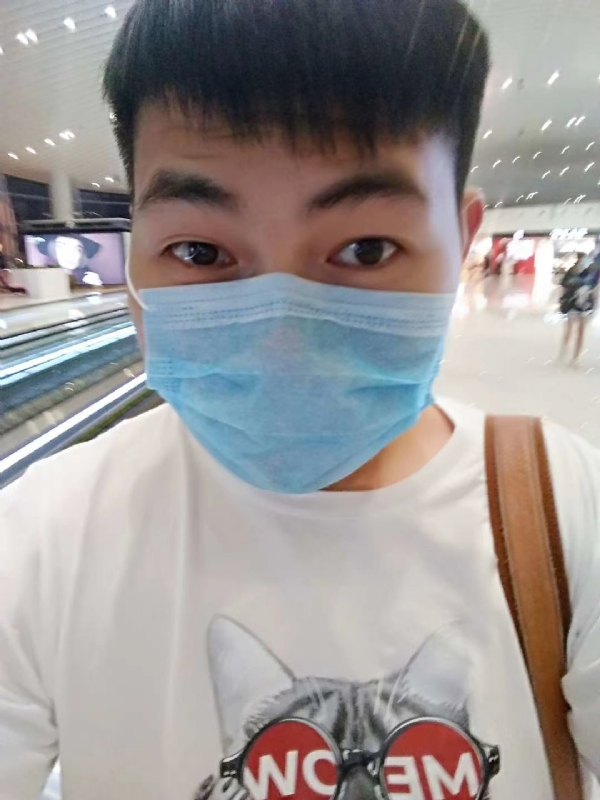 咔咔一顿的第一张照片--德化相亲网