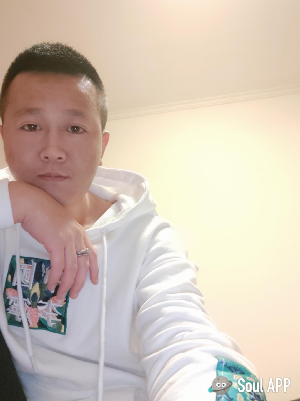 Away的第一张照片--德化相亲网
