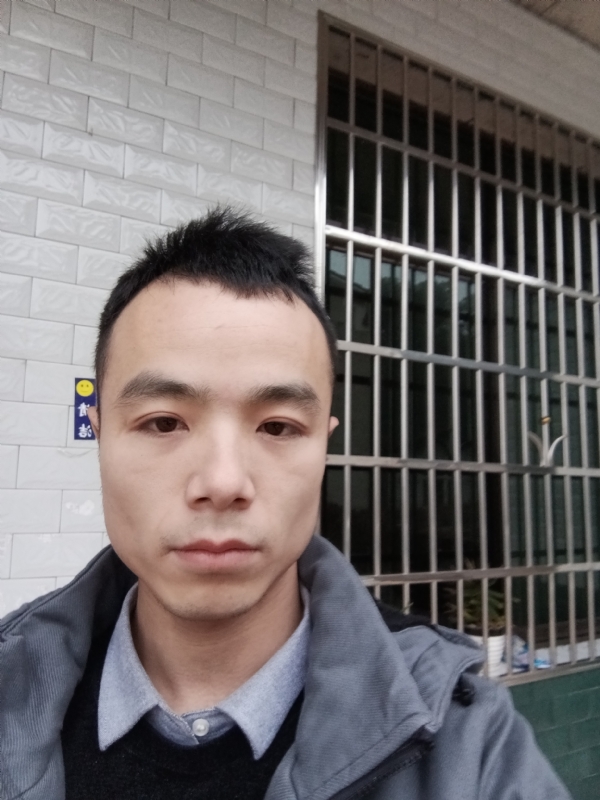 笑得那么开心的第一张照片--德化相亲网