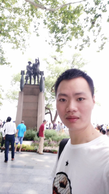 志东的第三张照片--德化相亲网