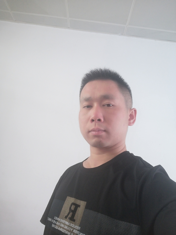 孤独的狼的第一张照片--德化相亲网