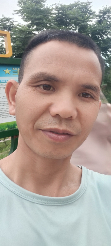找个相爱的人结婚的第一张照片--德化相亲网