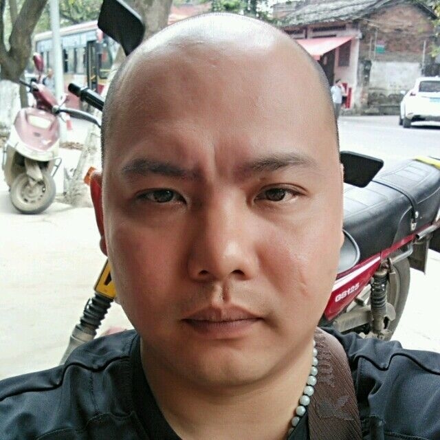 开心就好的第一张照片--德化相亲网