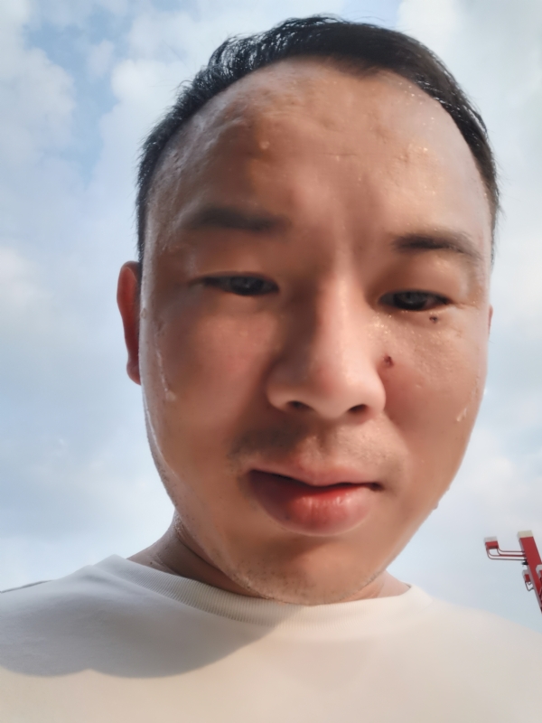 唐老鸭的第一张照片--德化相亲网
