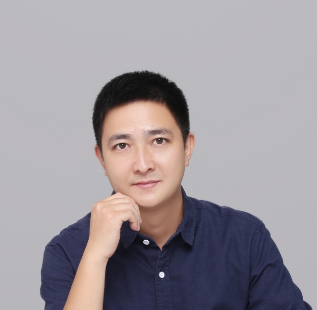 小丑的第一张照片--德化相亲网