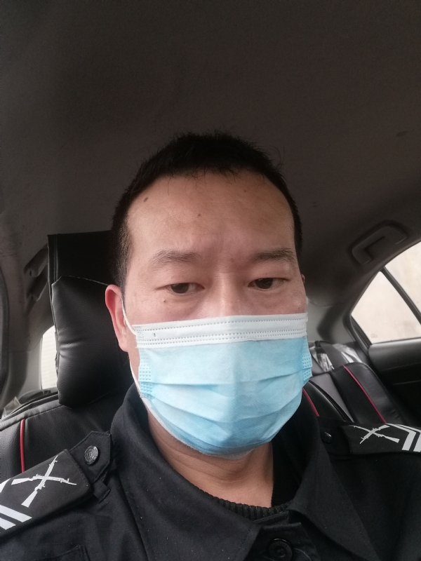 不会躲的刺猬的第一张照片--德化相亲网