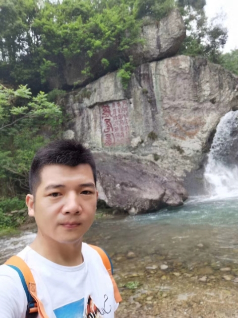 愿得一人心的第一张照片--德化相亲网