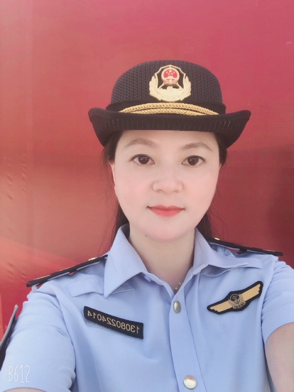 明明的第一张照片--德化相亲网