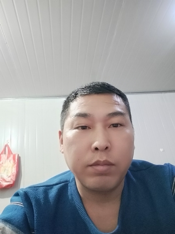 开着拖拉机去兜风的第一张照片--德化相亲网