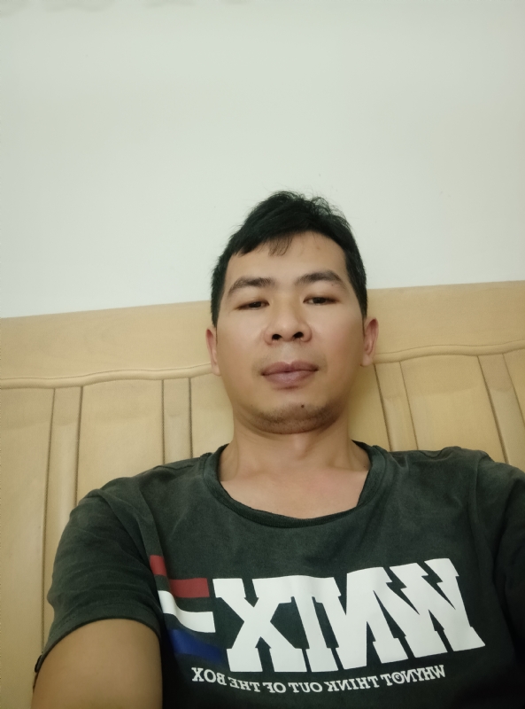 小伙子的第四张照片--德化相亲网