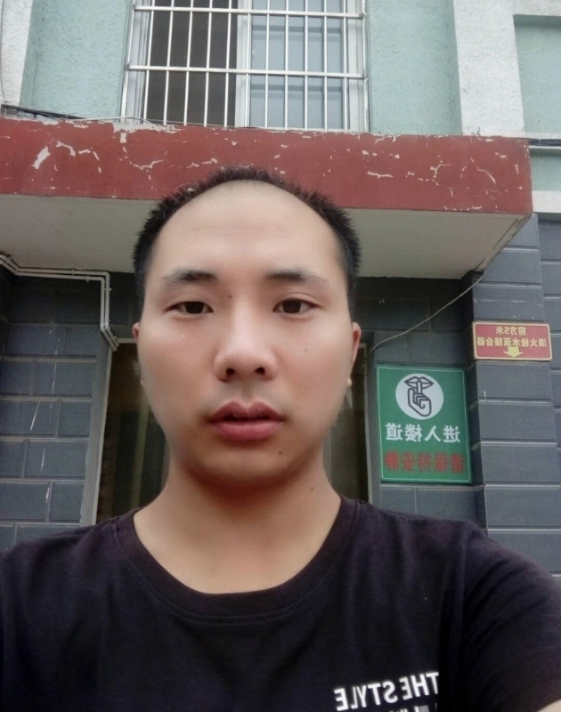 亮亮的第一张照片--德化相亲网