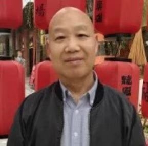 教师作家诗人的第一张照片--德化相亲网