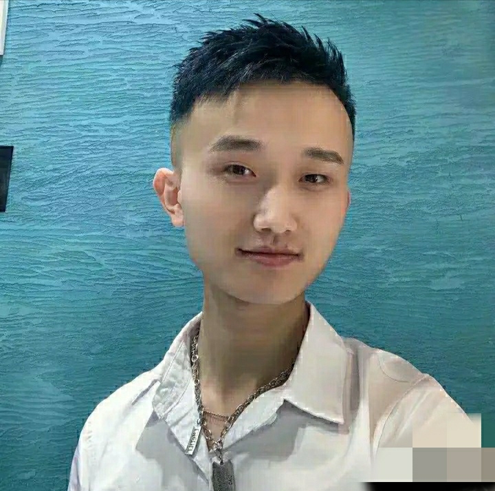 小哥哥的第一张照片--德化相亲网