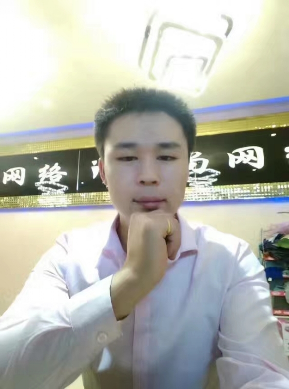 沉默寡言的第一张照片--德化相亲网