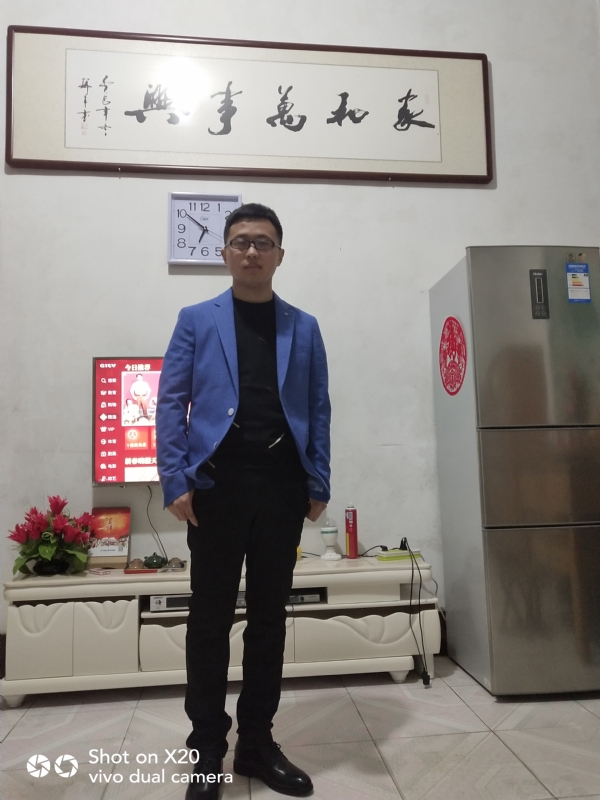 孤独的狼的第一张照片--德化相亲网