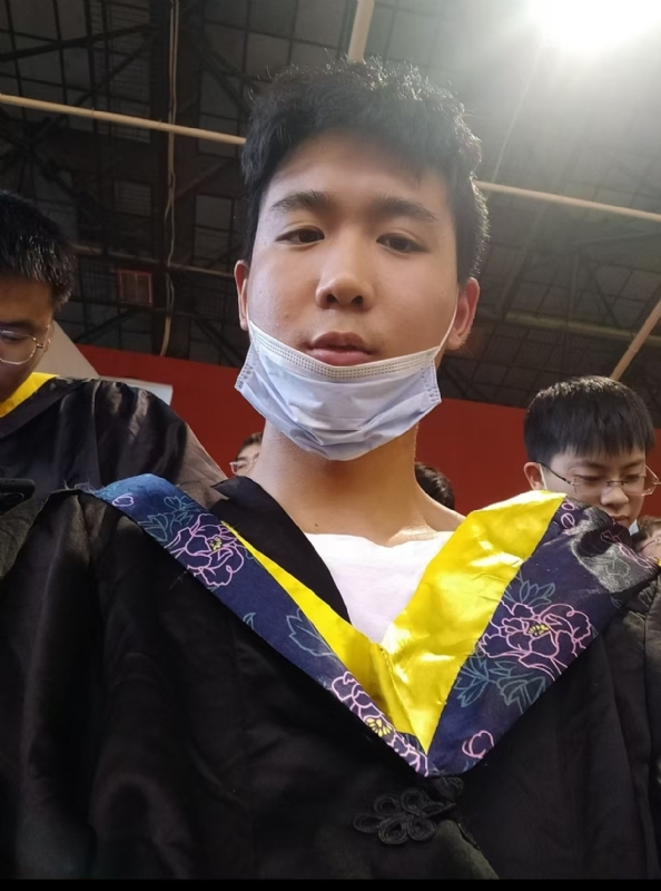 落落大方的第一张照片--德化相亲网